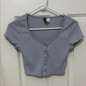H&M divided Crop Top size small lavender purple button up short sleeve shirt